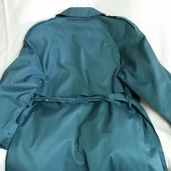 Trench Coat - Picture 4 of 11